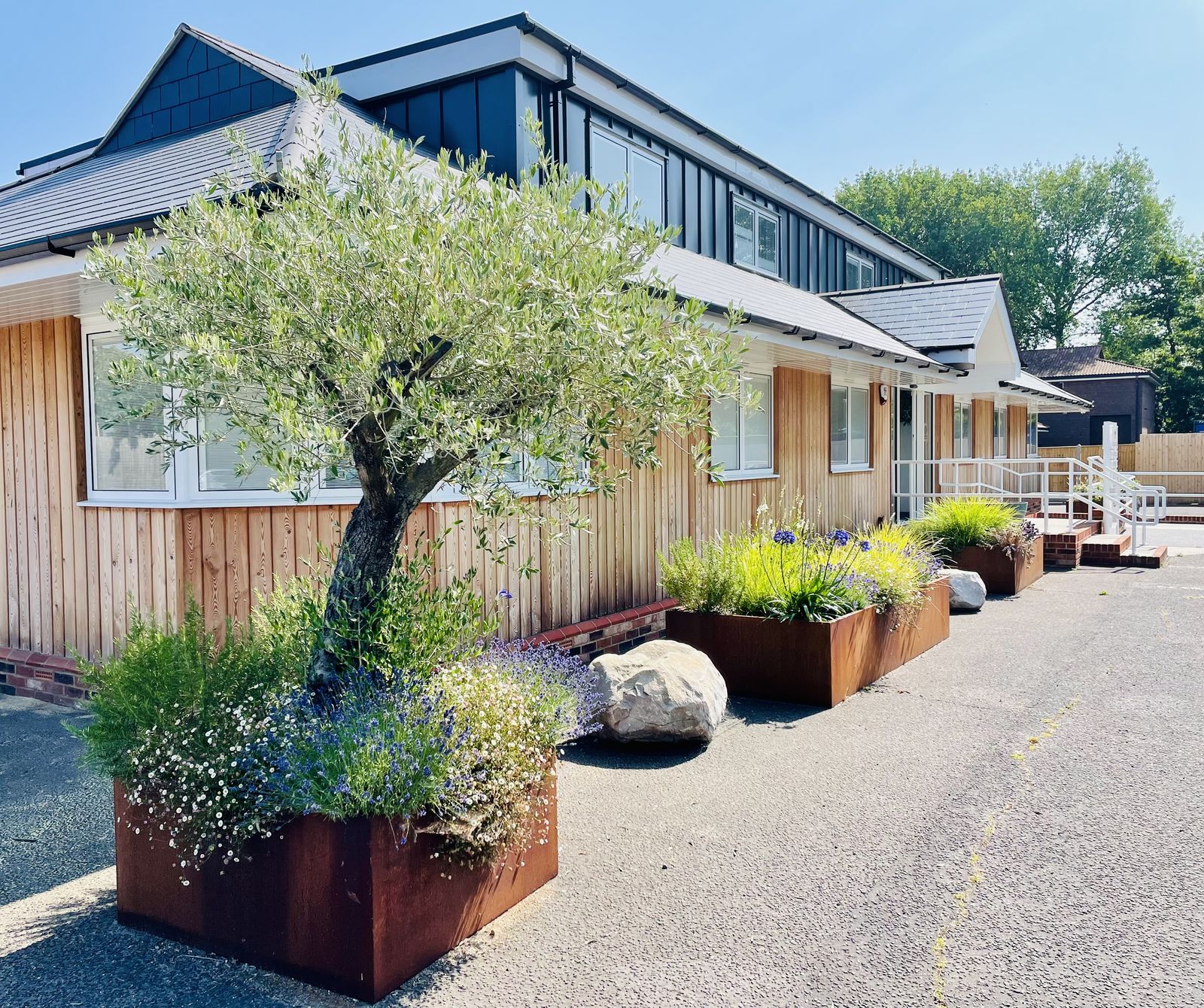 Meyer Clinic from outside, Main Road, Fishbourne