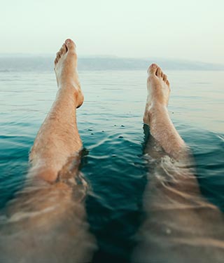 Legs in water | Meyer Clinic